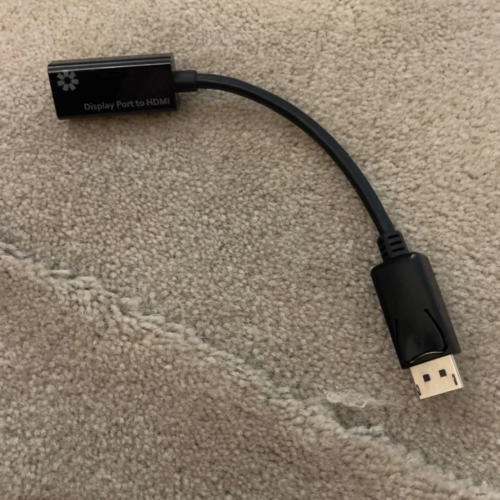 Display Port to HDMI adapter
